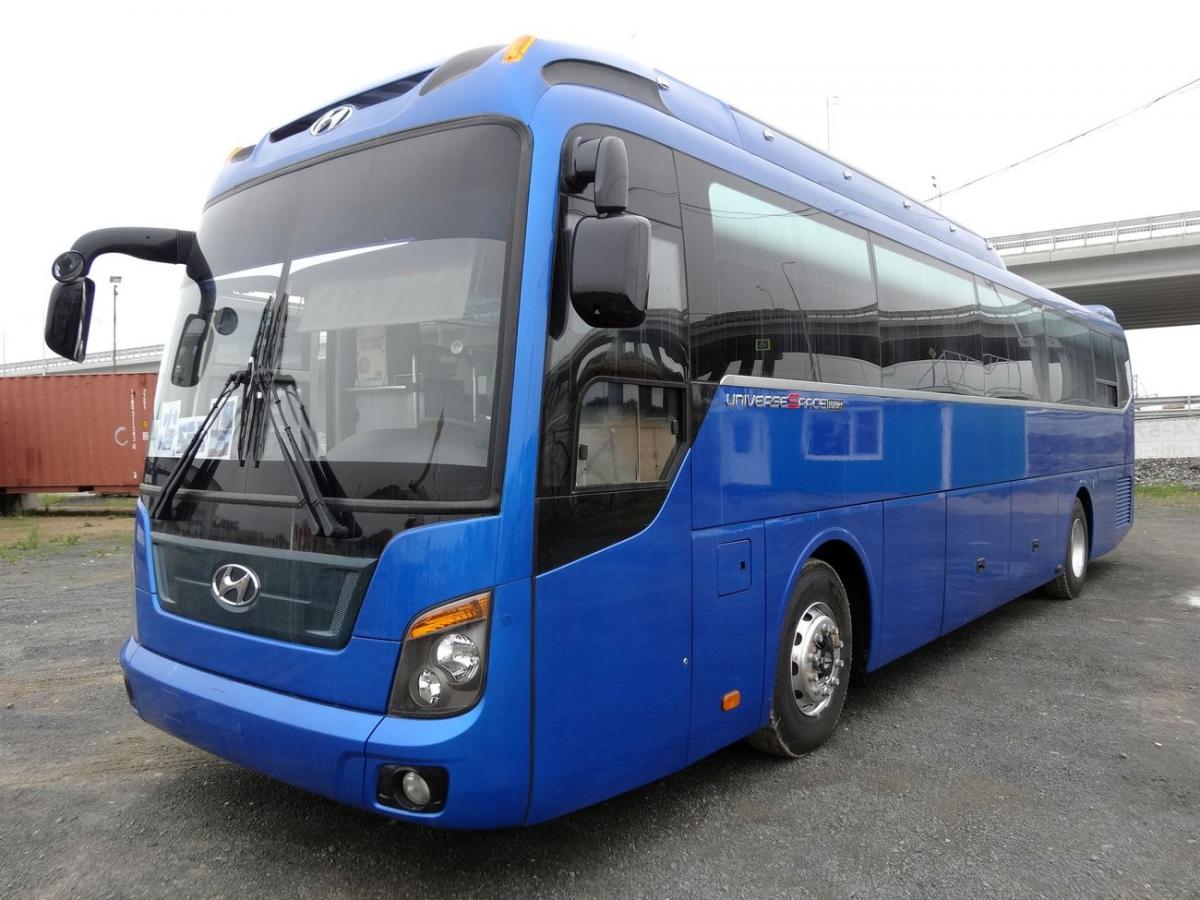 Hyundai Universe Noble салон